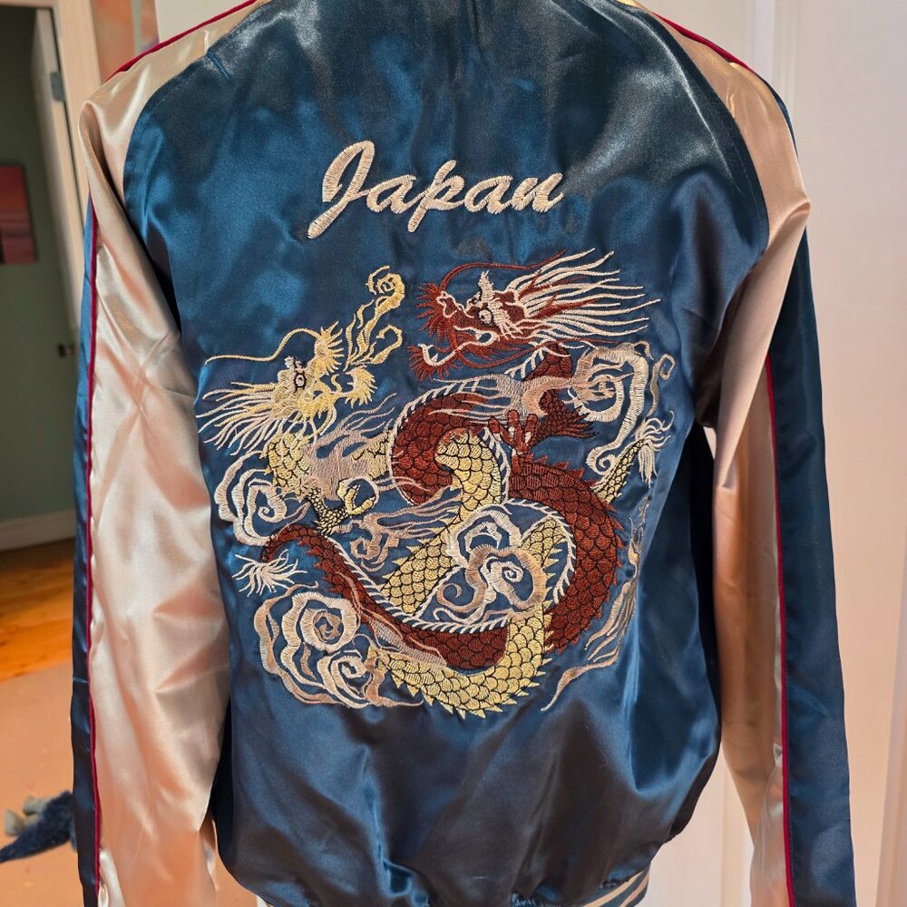 Souvenir Jacket Sukajan Dragon Embroidered Bomber Jacket Japan Size Medium